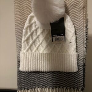 Nine West Faux Fur White Knit Beanie with Pom Pom and Scarf set